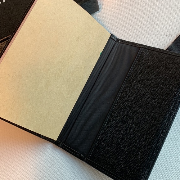 CHANEL Black Leather Agenda or Credit Card Case w/ Gold CC Logo New w/ Tags 🖤 - Picture 10 of 16